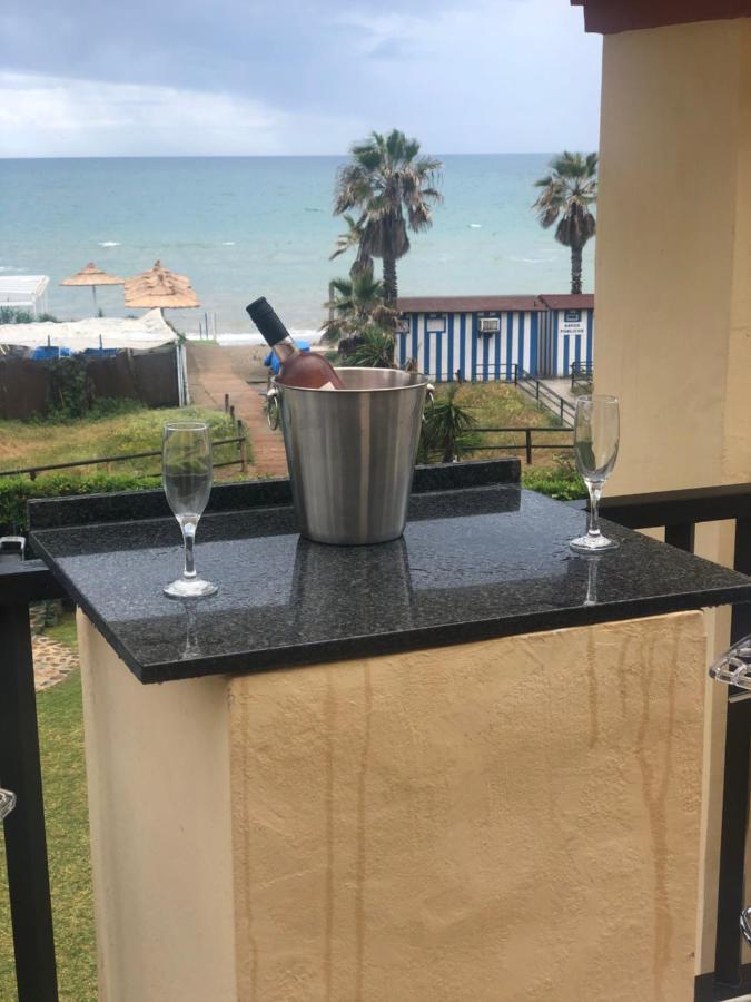 Beachfront Apartment - Sea Views - Marbella Exteriér fotografie