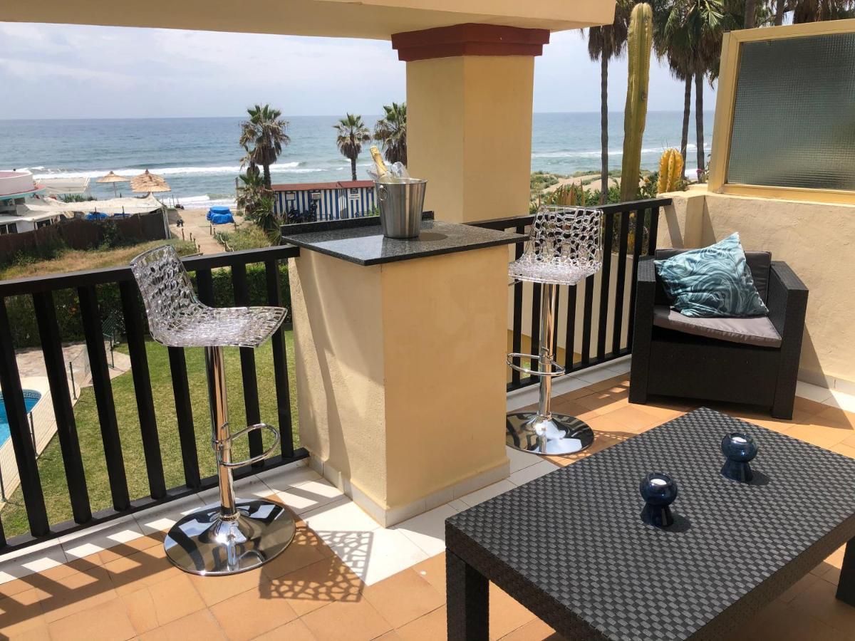 Beachfront Apartment - Sea Views - Marbella Exteriér fotografie