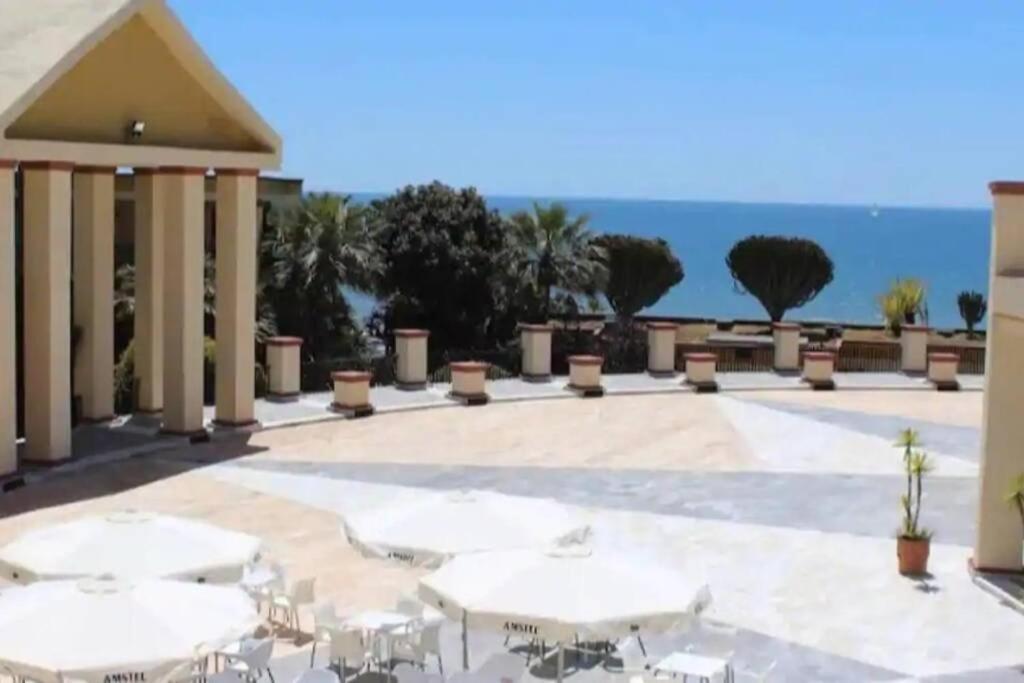 Beachfront Apartment - Sea Views - Marbella Exteriér fotografie