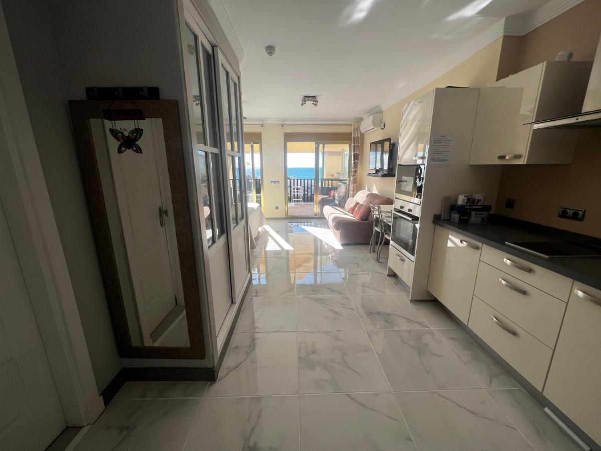 Beachfront Apartment - Sea Views - Marbella Exteriér fotografie